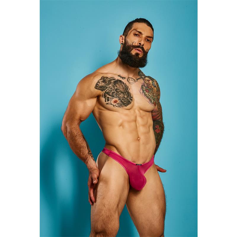 C4MPE02 Pouch Enhancing Thong Fuchsia