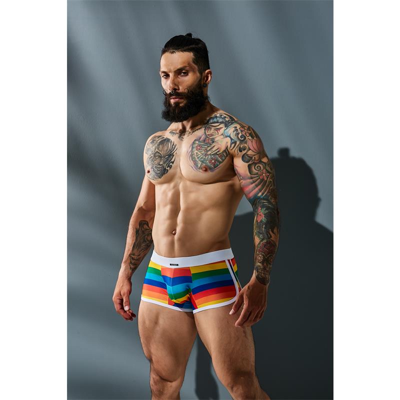 C4M06 Athletic Trunk Rainbow